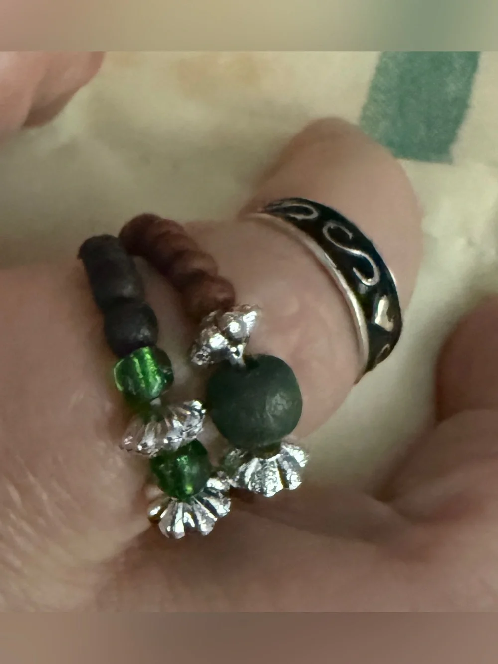 Green Black Beaded Women's Knuckle Toe Ring Set of 3 - Silver Accent